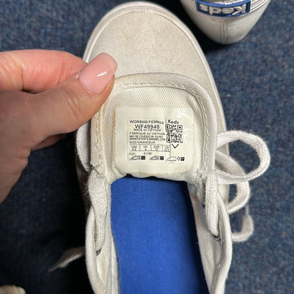 Keds 1” platform tennis sneakers. - Picture 4 of 4